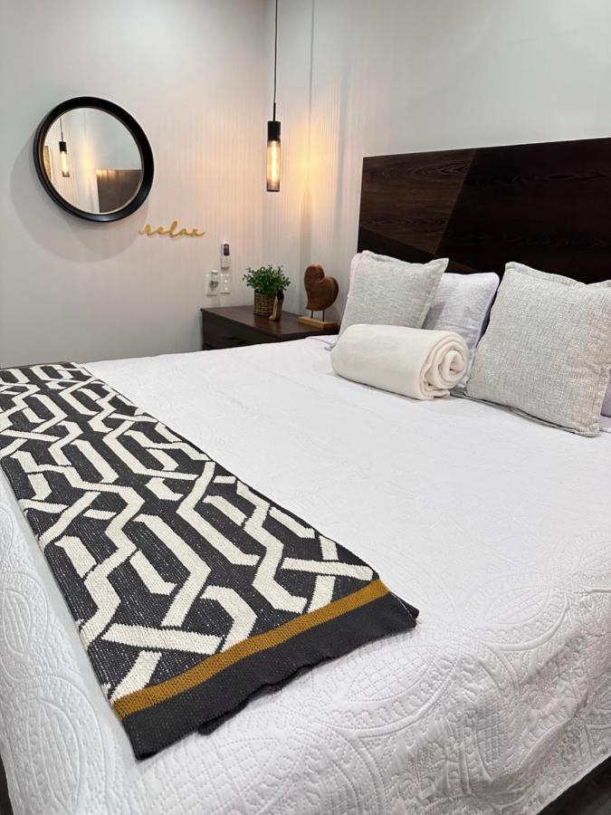 Entire Luxurious Apartment In Shopping Mall Mexico City Exteriör bild